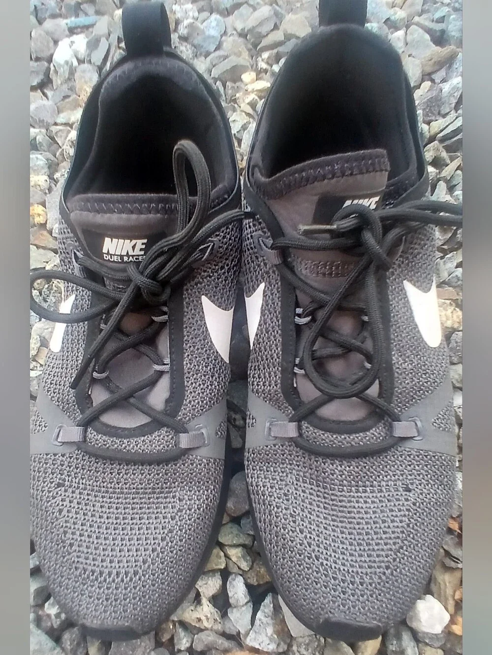Nike Women's Duel Racer Knit Running Shoes Black/White. Sz 9